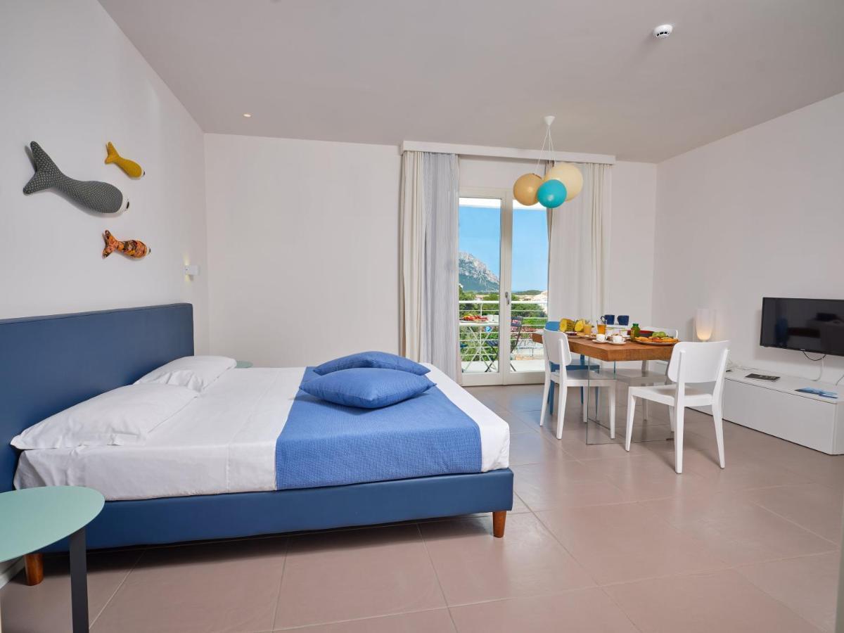 Felix - Porto San Paolo 4*