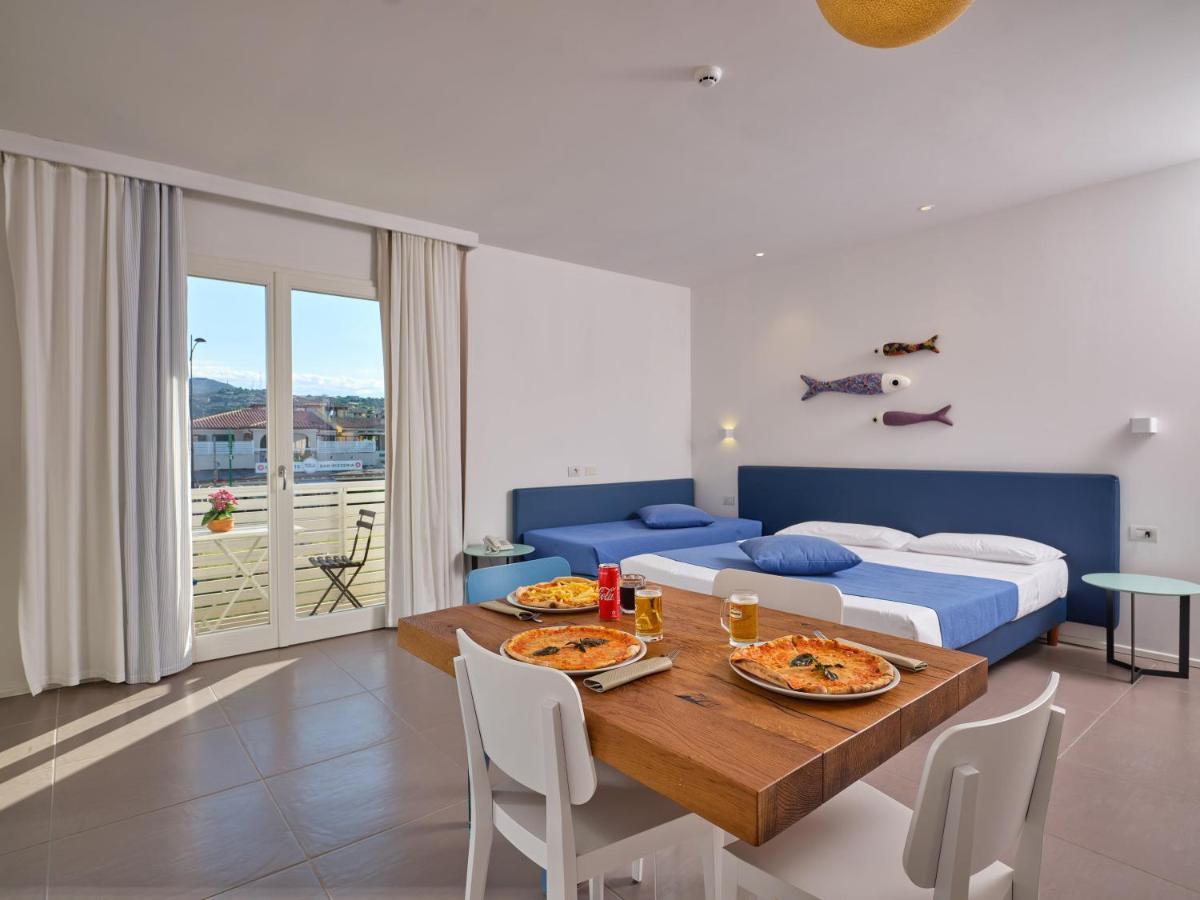 Felix - Porto San Paolo 4*